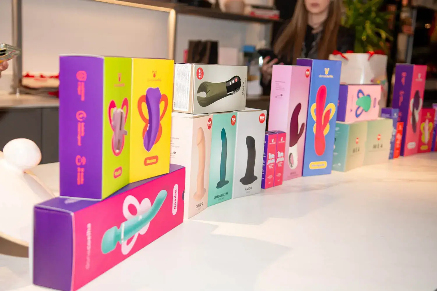 Sex Toys da Dona Coelha no Pause - Toda Mãe Merece um Pause - Just Real Moms