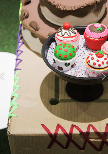 Festa de Papelão Homemade! - Just Real Moms