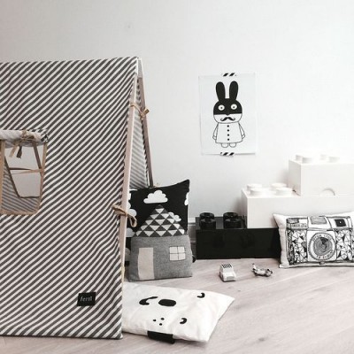 Quarto infantil preto e branco - Just Real Moms