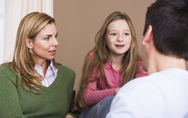 Como estimular o diálogo com meu filho? - Just Real Moms