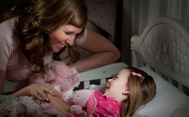 Perguntas para fazer ao seu filho antes dele dormir - Just Real Moms