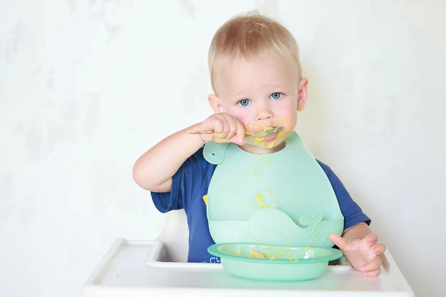 Menino em Introdução Alimentar - Dicas da Nutricionista