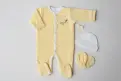 Amarelo-Passalinho-Pijama-Plush-Infantil-Just-Real-Moms