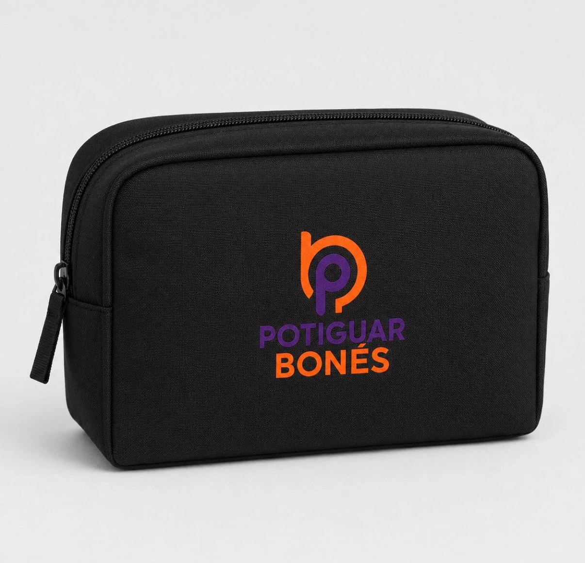 Necessaire personalizado da Potiguar Bonés