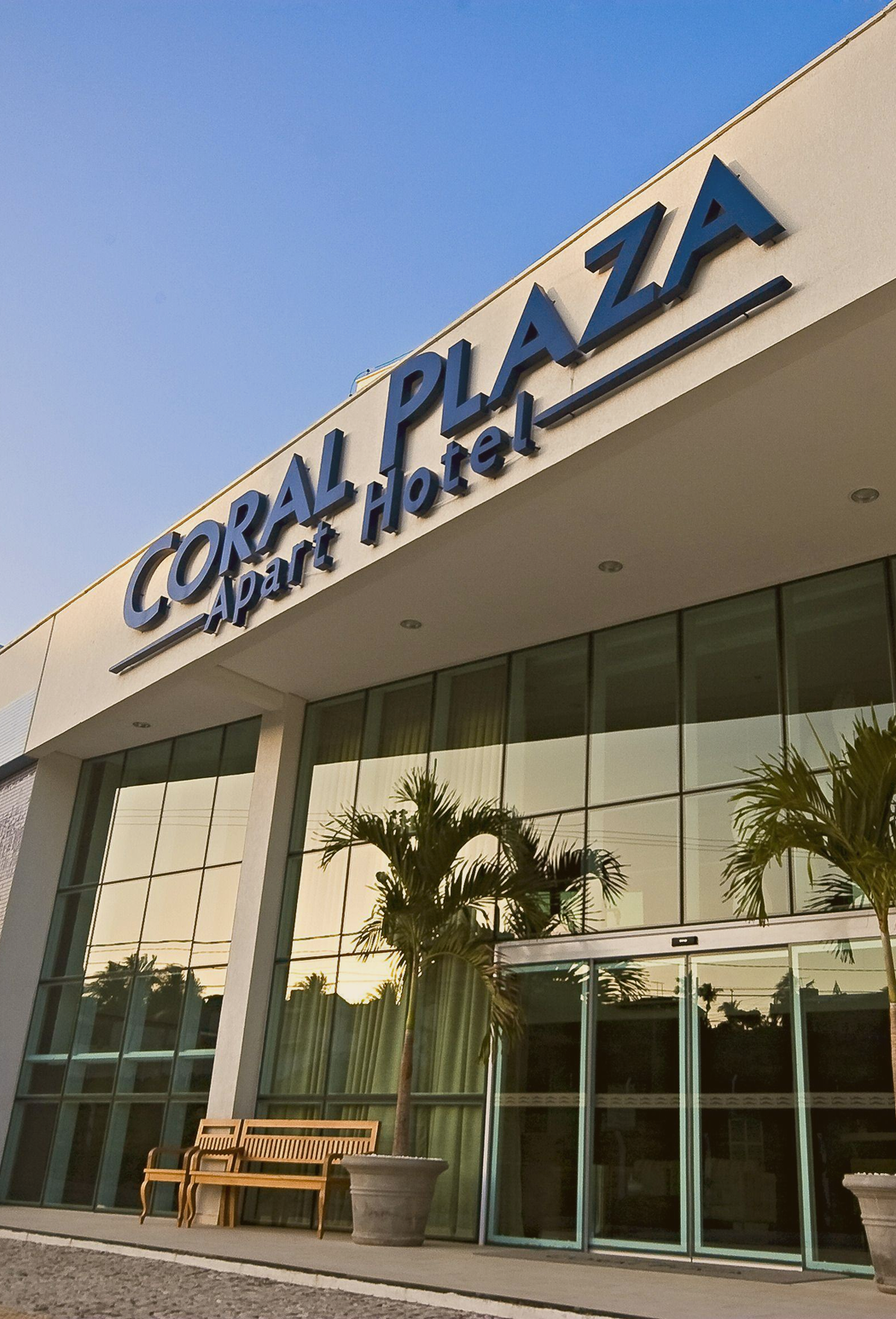 Coral Plaza, hotel de frente para o mar em Ponta Negra, Natal
